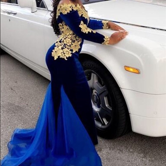Prom dress - Picture 1 of 3